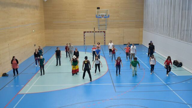 fortschritts-kompass-1747127504855-mulitfunktionshalle