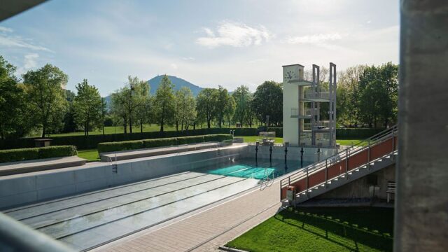 fortschritts-kompass-1747129458006-sanierter-sprungturm-freibad-leopoldkron
